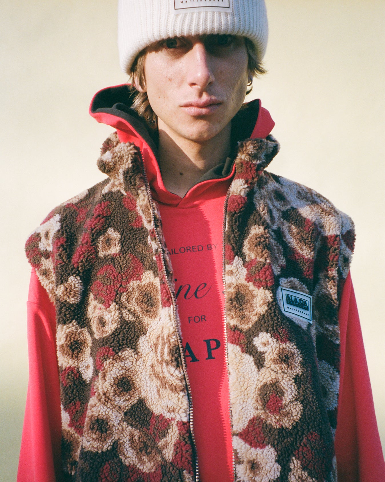 EMIN JACQUARD FLEECE VEST in BROWN FLORAL - Outerwear | Martine Rose