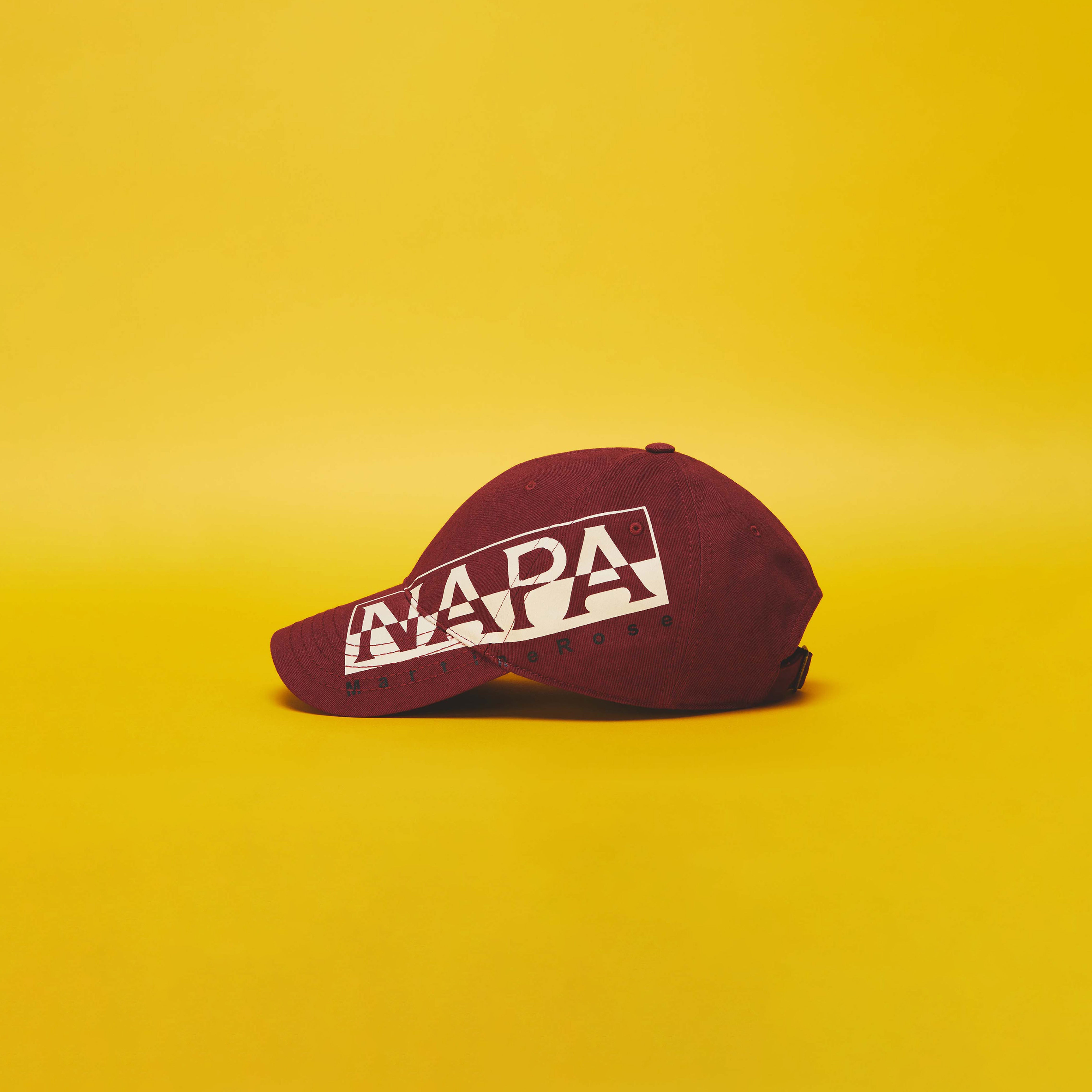 SIRI CAP in RED | Martine Rose