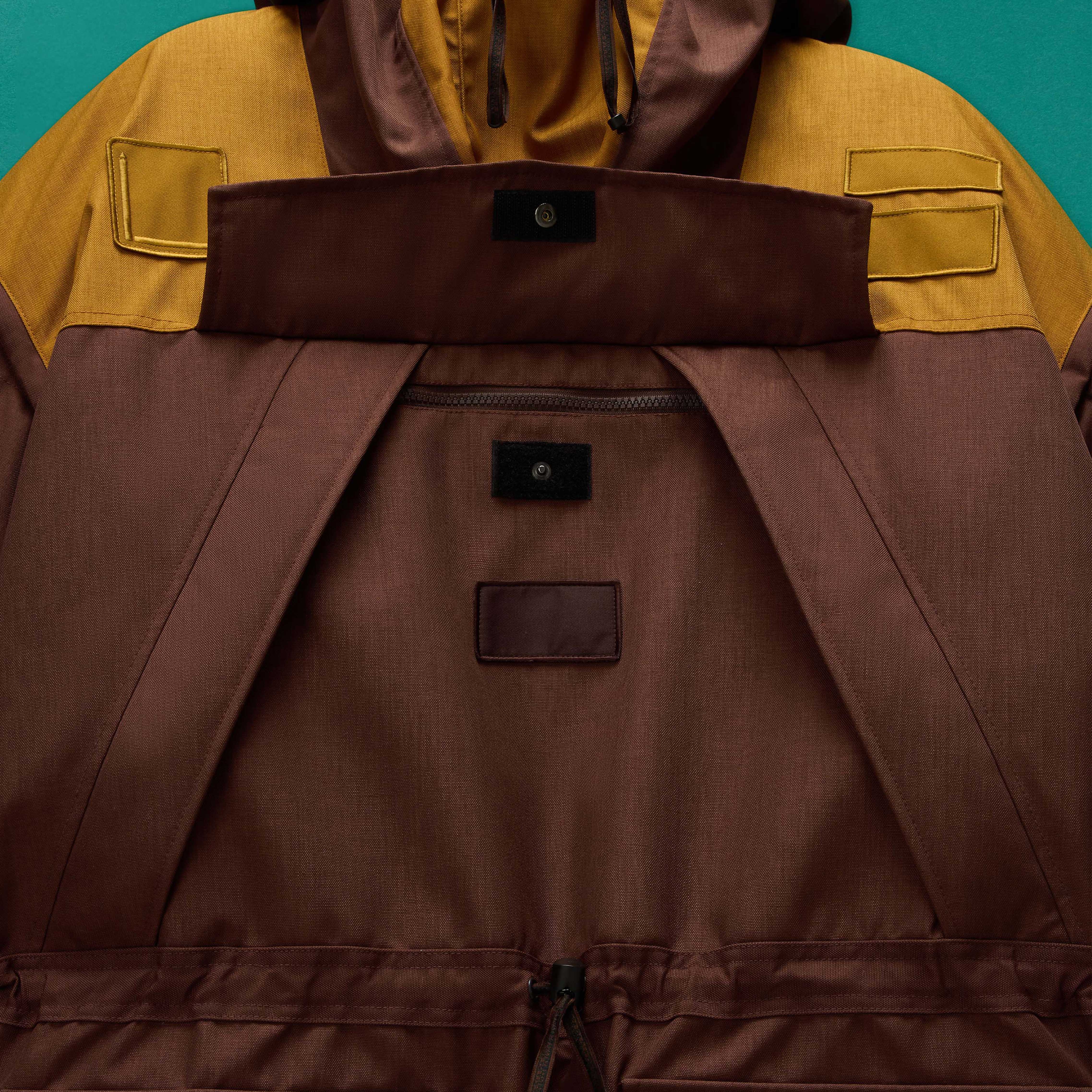 SKIDOO COMMON ANORAK JACKET in CHOCOLATE | Martine Rose